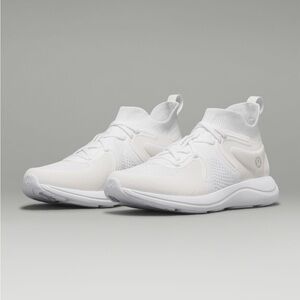 lululemon Chargefeel 2 Mid Workout Shoe